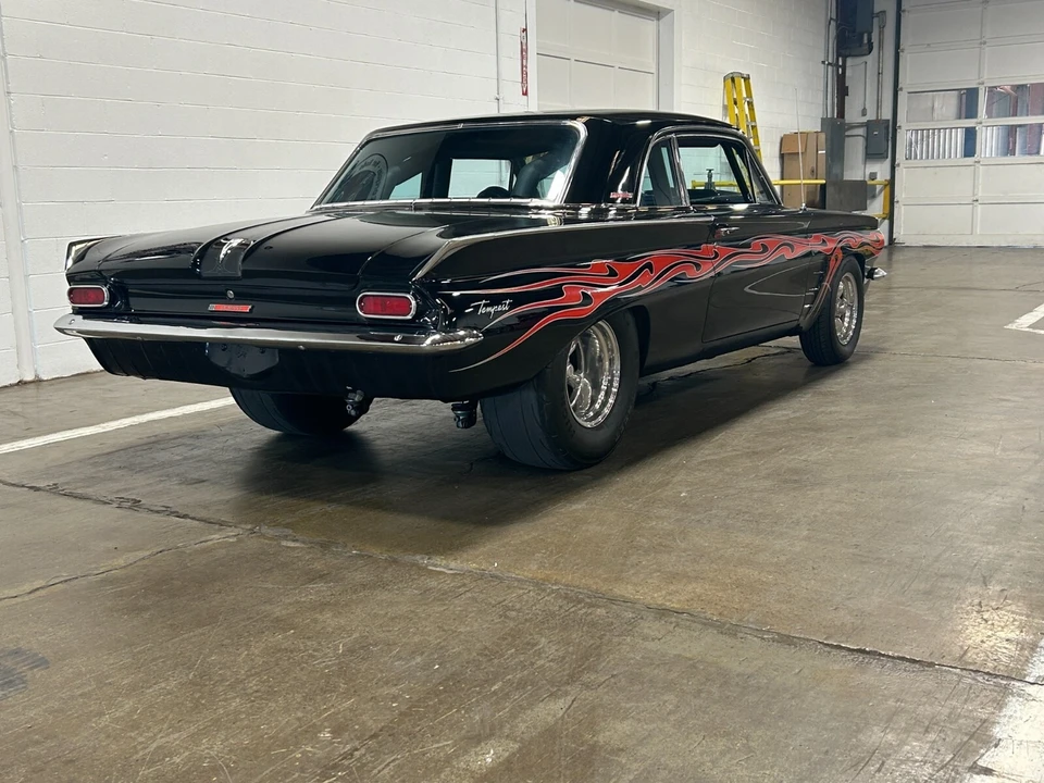 1962 Pontiac Tempest - Image 8 of 21