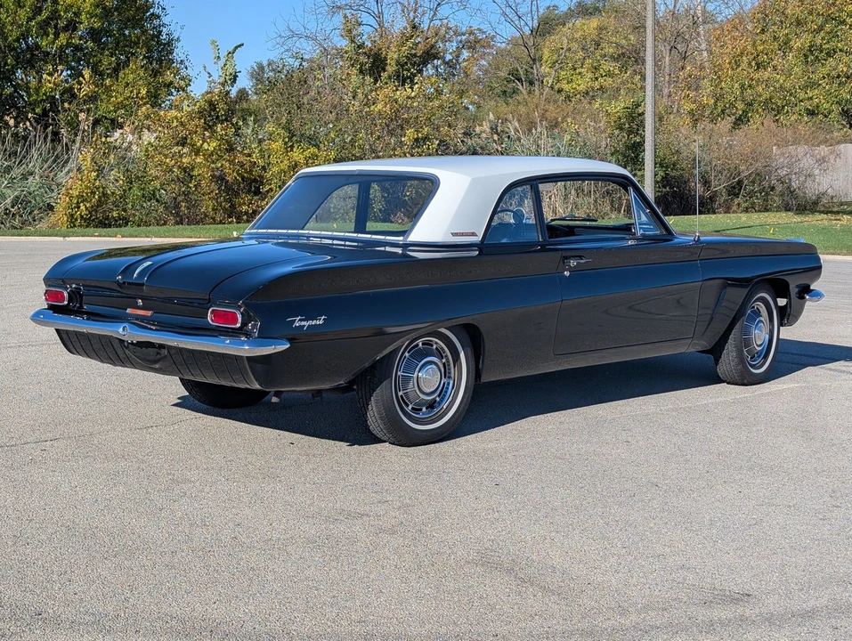 1962 Pontiac Tempest - Image 3 of 21