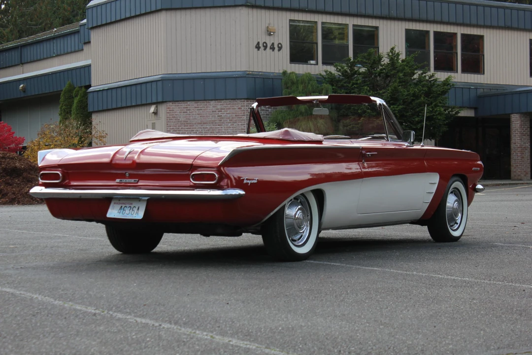 1962 Pontiac Tempest - Image 25 of 31