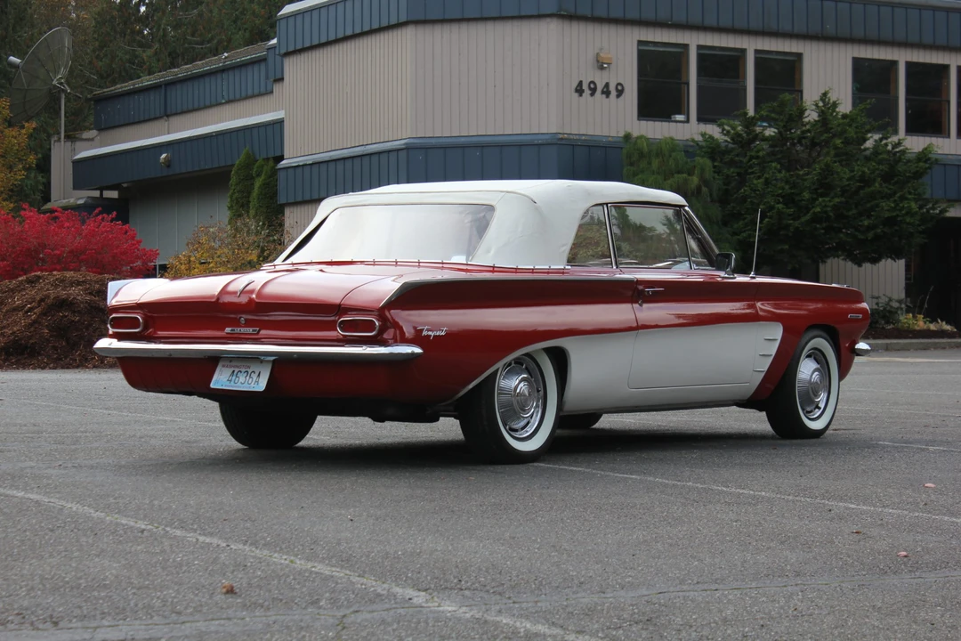 1962 Pontiac Tempest - Image 16 of 31