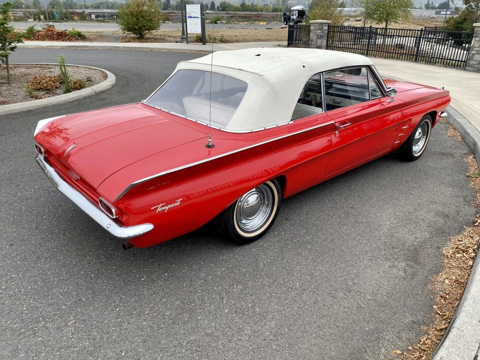 1962 Pontiac Tempest - Image 22 of 31