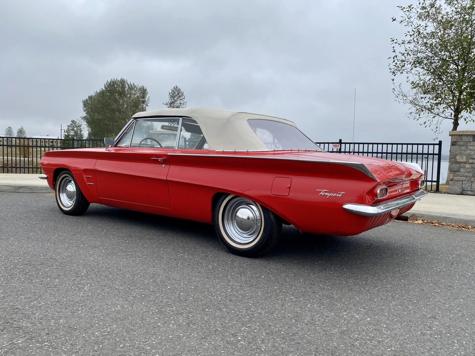 1962 Pontiac Tempest - Image 19 of 31