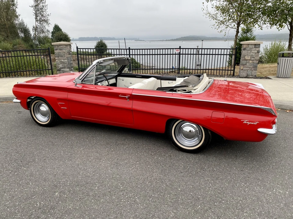 1962 Pontiac Tempest - Image 7 of 31