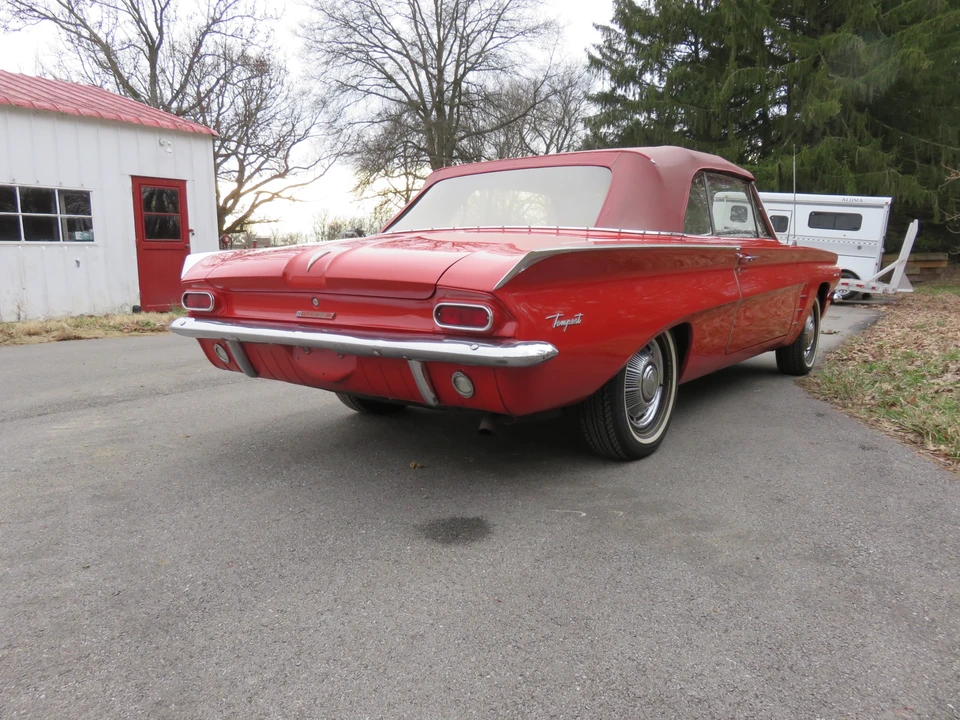 1962 Pontiac Tempest - Image 7 of 31