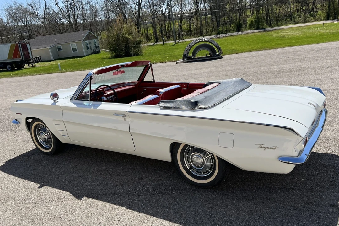 1962 Pontiac Tempest - Image 18 of 31