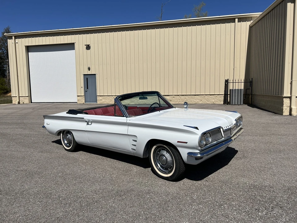 1962 Pontiac Tempest - Image 9 of 31