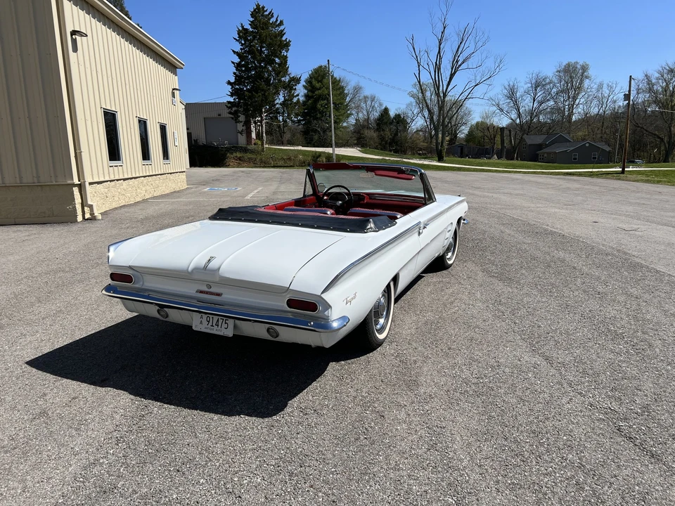 1962 Pontiac Tempest - Image 13 of 31