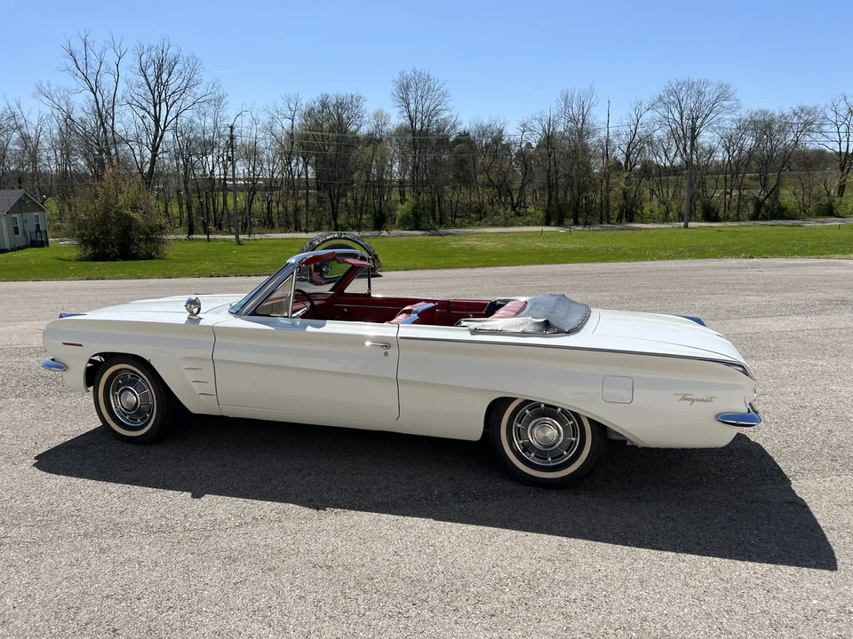 1962 Pontiac Tempest - Image 19 of 31