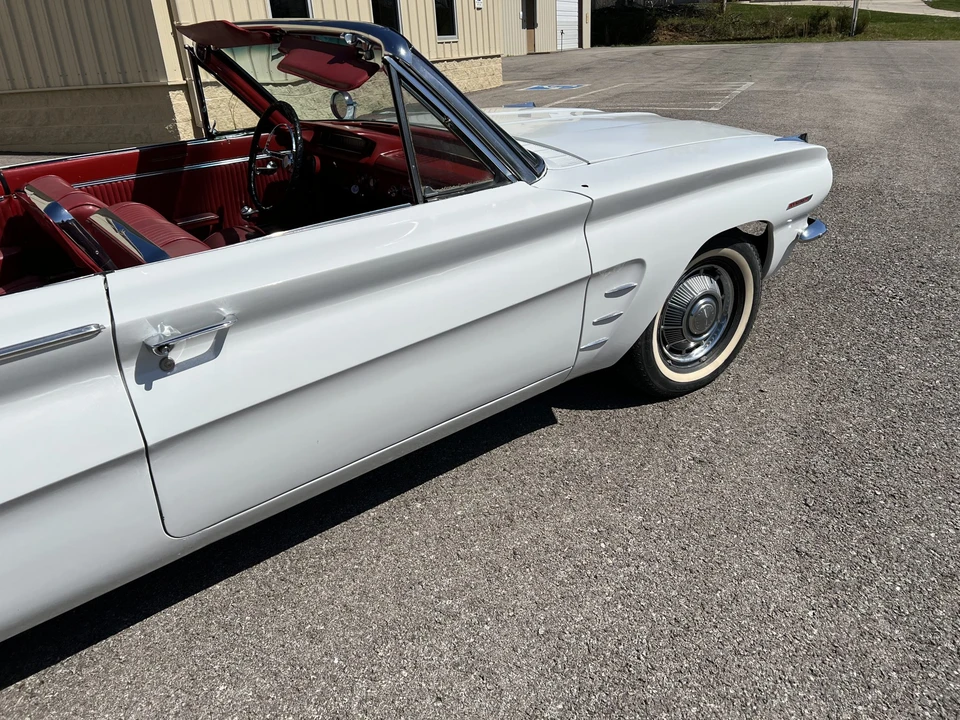 1962 Pontiac Tempest - Image 30 of 31