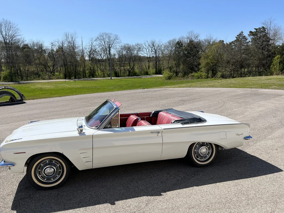 1962 Pontiac Tempest - Image 2 of 31