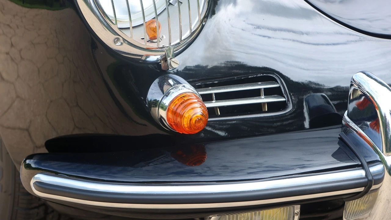 1962 Porsche 356 B - Image 12 of 31