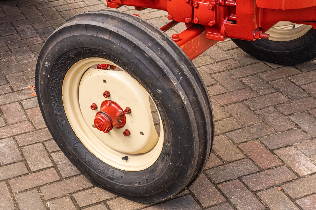 1962 Porsche Tractors - Image 9 of 31