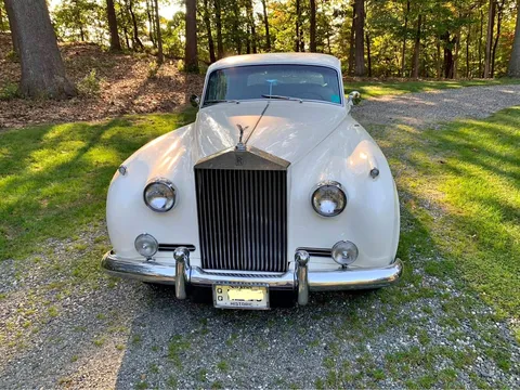 1962 Rolls-Royce Silver Cloud II 4-Door