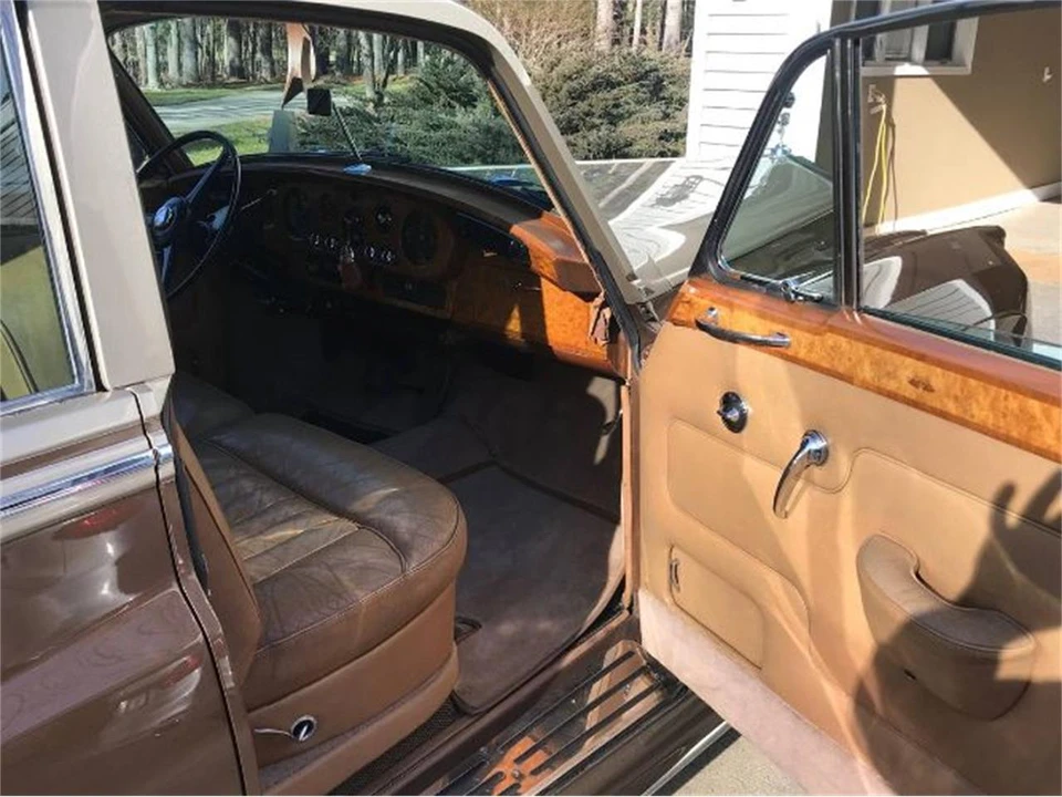 1962 Rolls-Royce Silver Dawn - Image 10 of 18