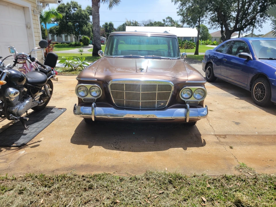 1962 Studebaker Avanti - Image 4 of 20