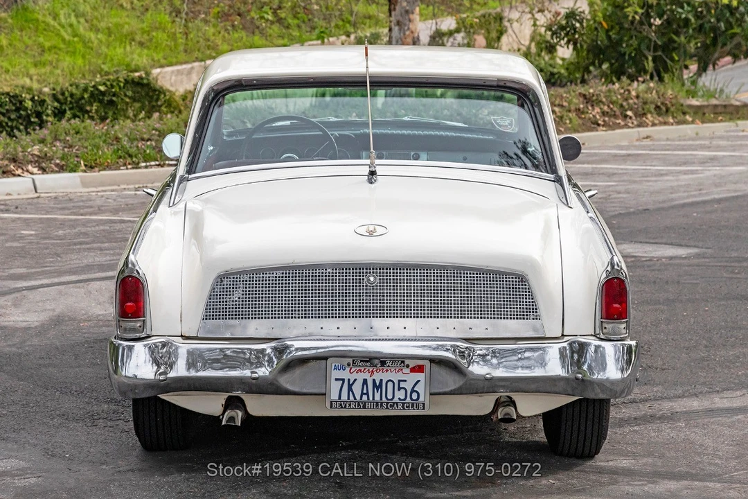 1962 Studebaker Avanti - Image 9 of 31