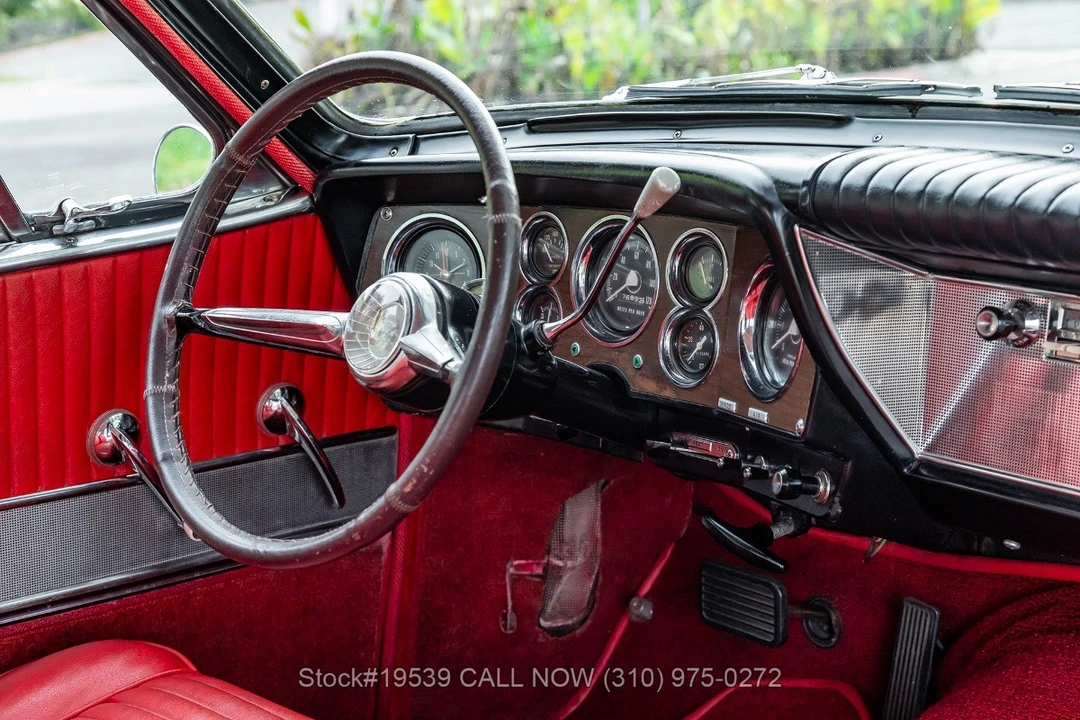 1962 Studebaker Avanti - Image 30 of 31