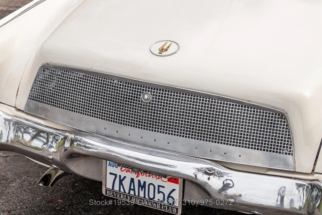 1962 Studebaker Avanti - Image 8 of 31