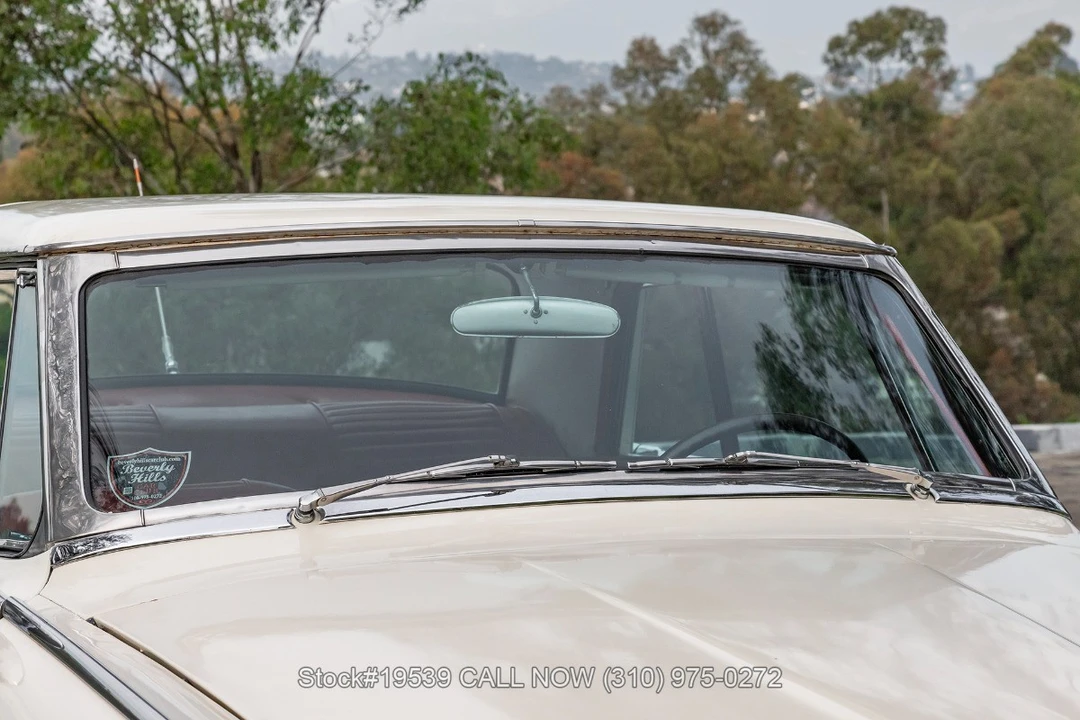 1962 Studebaker Avanti - Image 15 of 31
