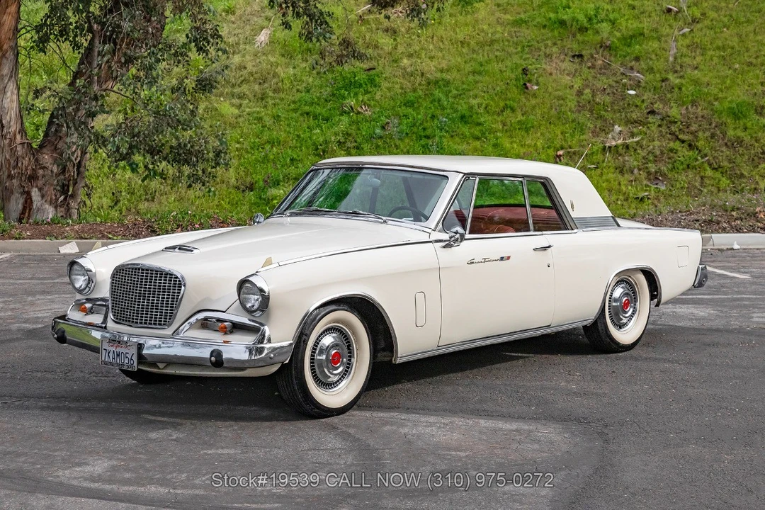 1962 Studebaker Avanti - Image 12 of 31