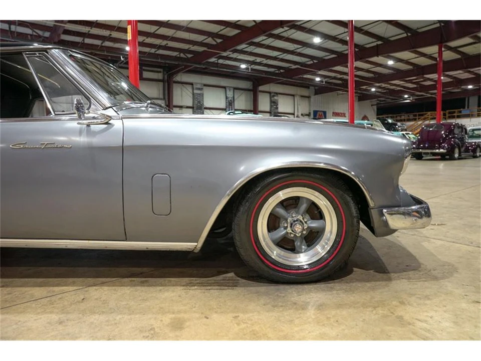 1962 Studebaker Avanti - Image 11 of 31