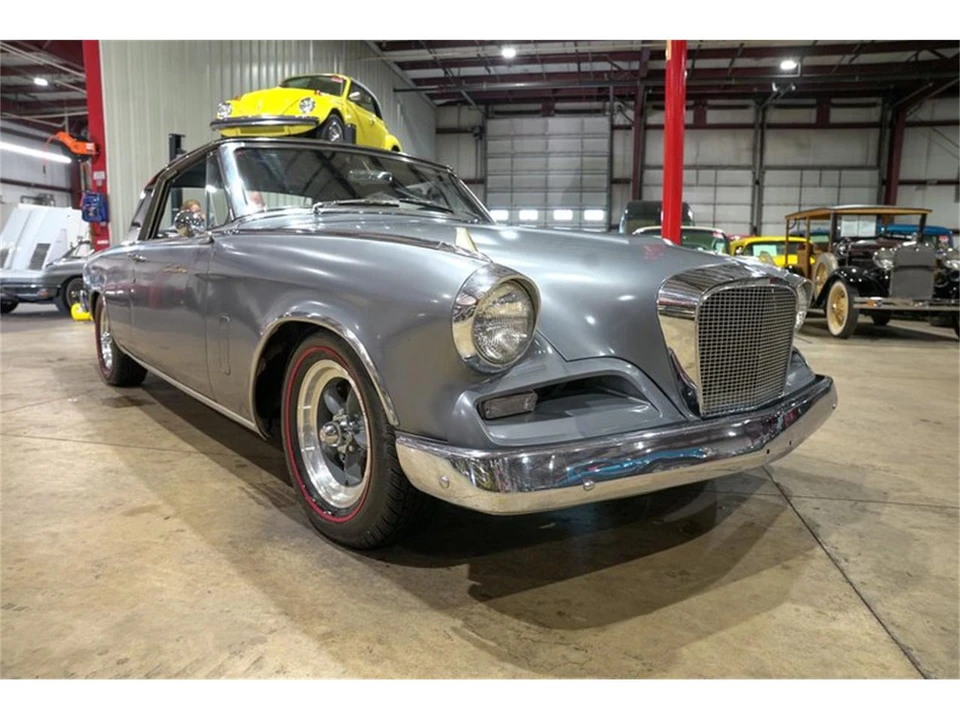 1962 Studebaker Avanti - Image 12 of 31