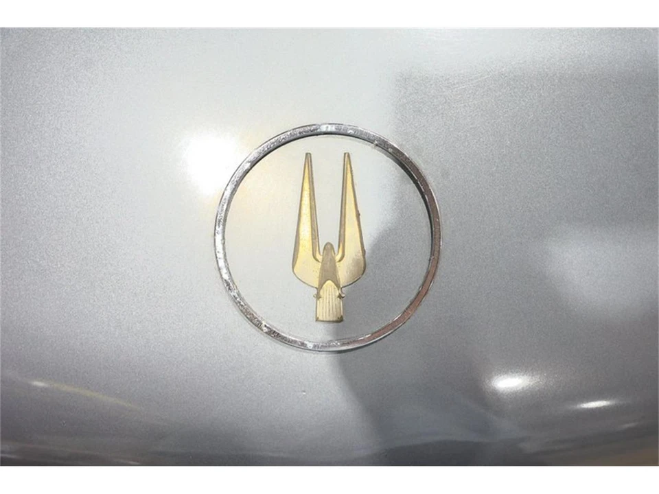 1962 Studebaker Avanti - Image 24 of 31