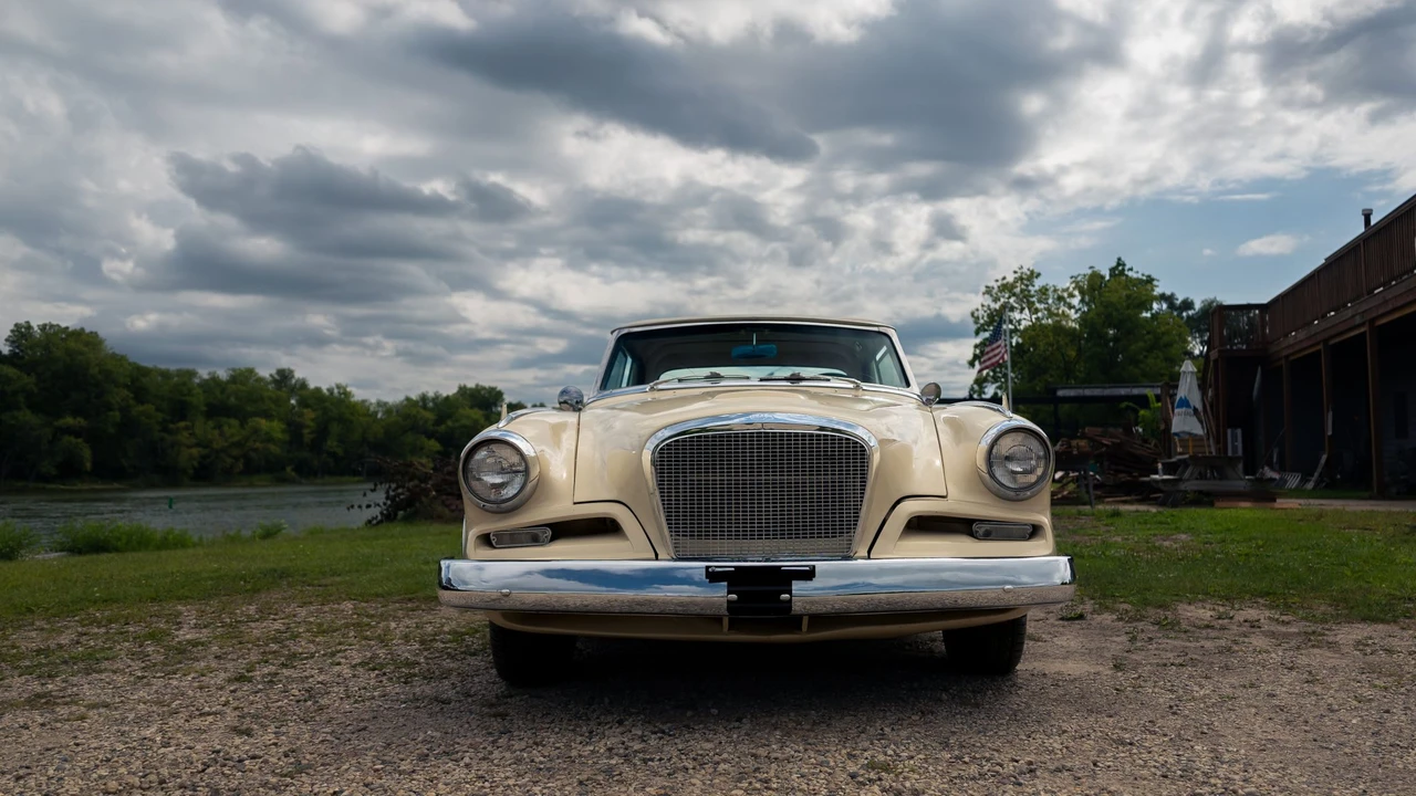 1962 Studebaker Hawk - Image 2 of 31