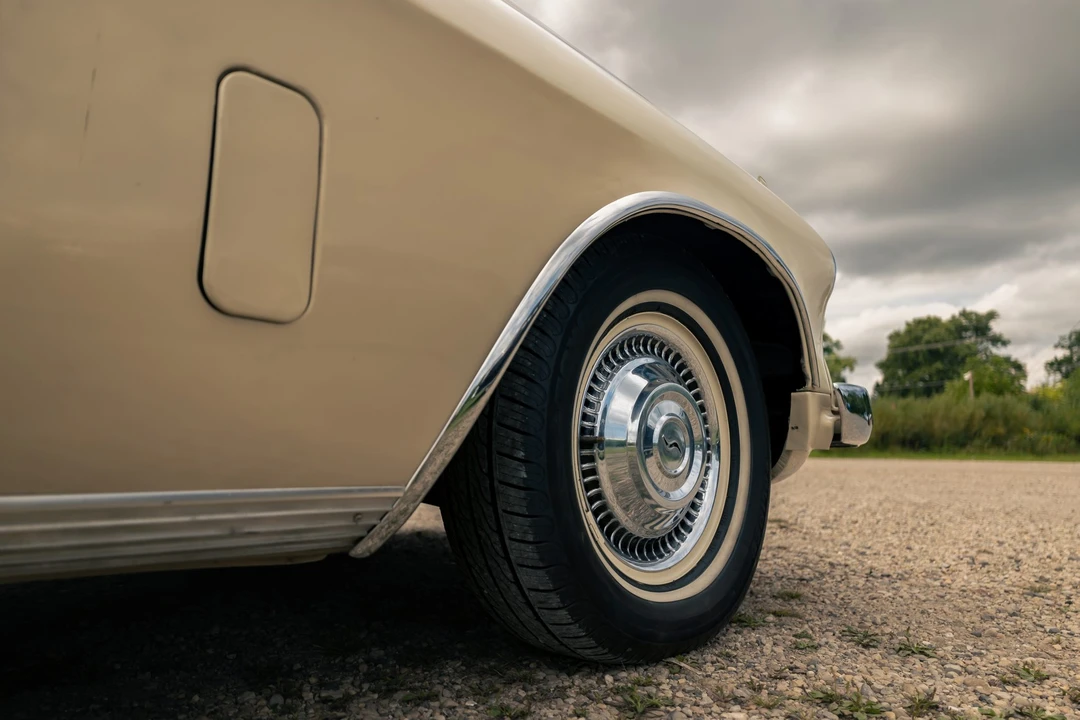 1962 Studebaker Hawk - Image 21 of 31