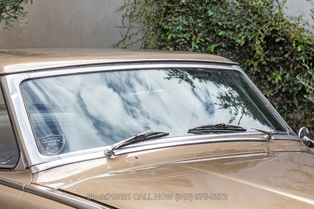 1962 Studebaker Hawk - Image 9 of 12