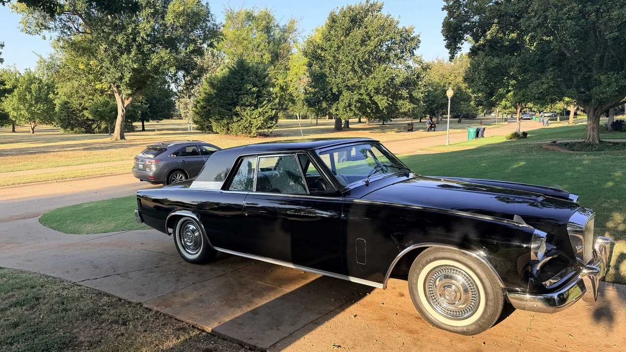 1962 Studebaker Hawk - Image 19 of 31
