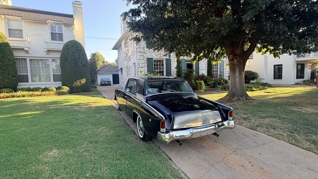1962 Studebaker Hawk - Image 10 of 31