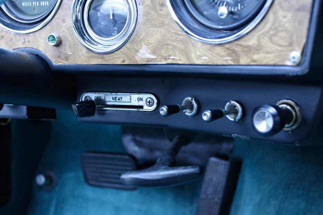 1962 Studebaker Hawk - Image 15 of 28