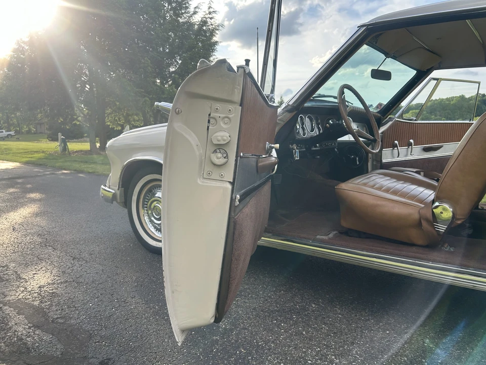 1962 Studebaker Hawk - Image 28 of 31