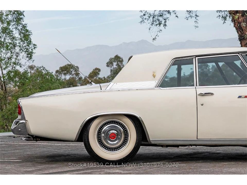 1962 Studebaker Hawk - Image 15 of 31