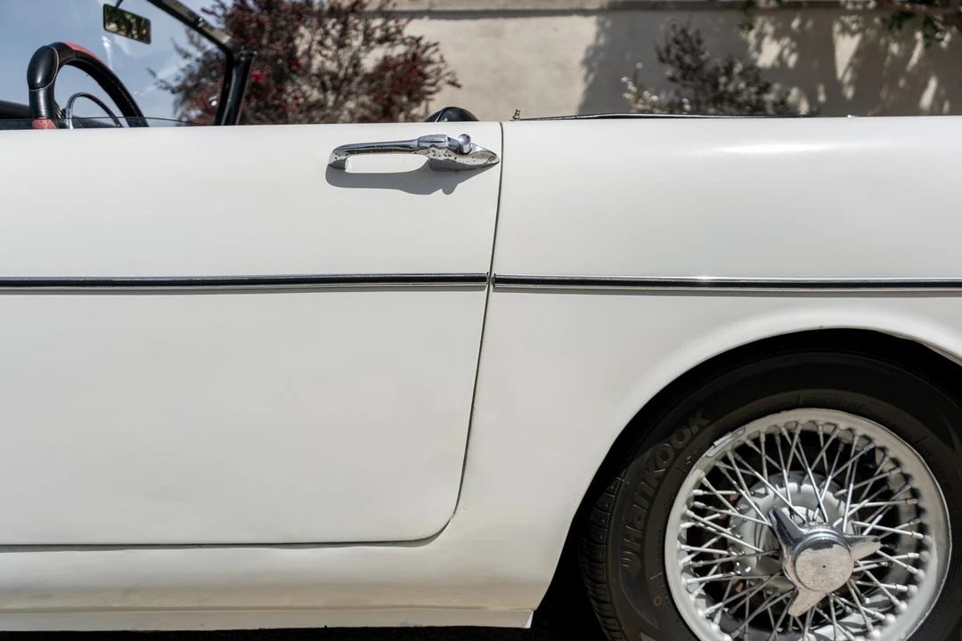 1962 Sunbeam Alpine Series II - Image 20 of 31