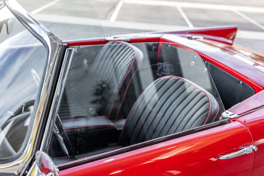 1962 Sunbeam Alpine Series II - Image 26 of 31
