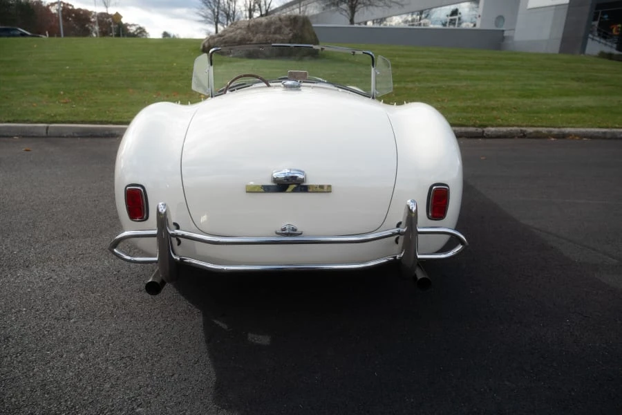 1962 Superformance - Image 5 of 31