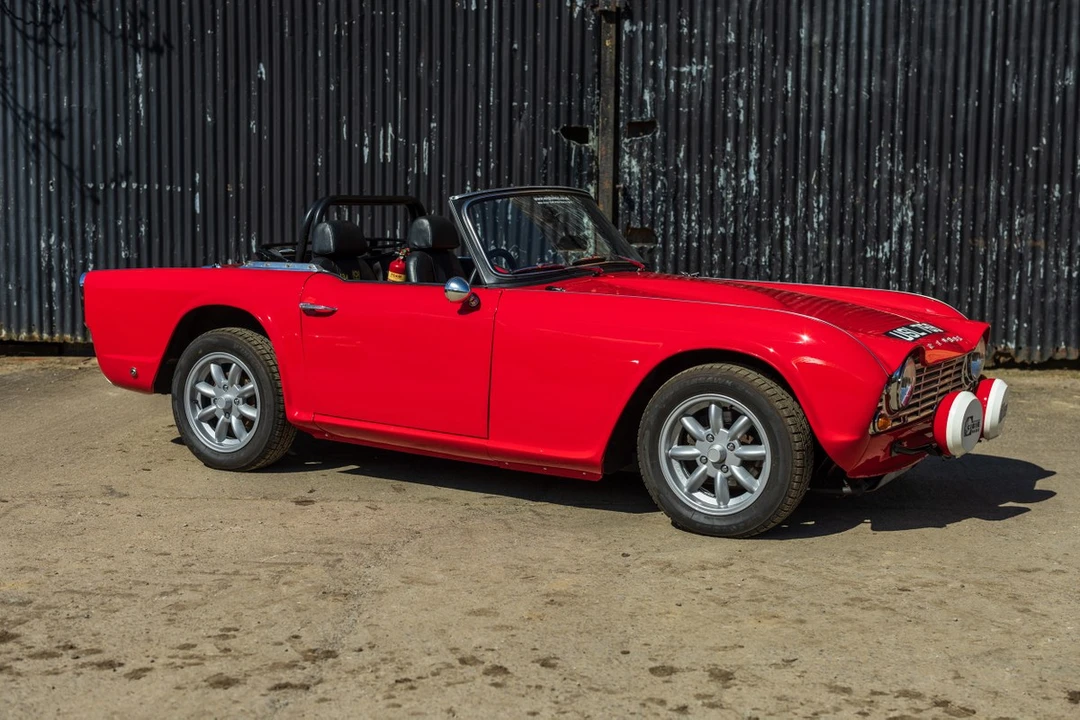 2023 Triumph TR4 - Image 12 of 30