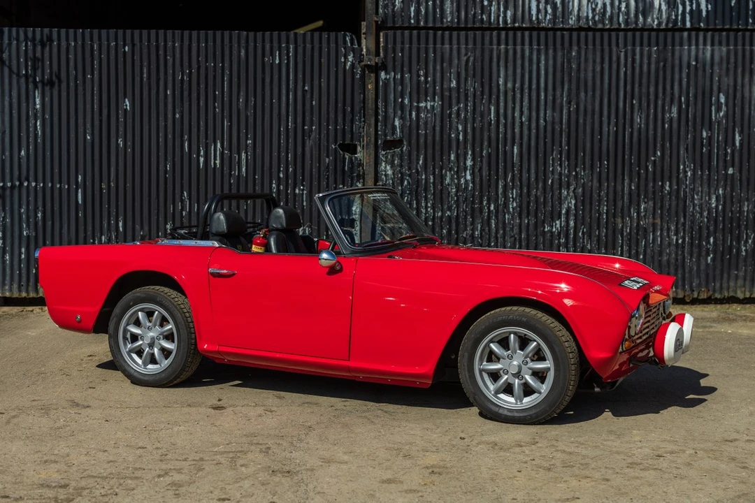 2023 Triumph TR4 - Image 16 of 30