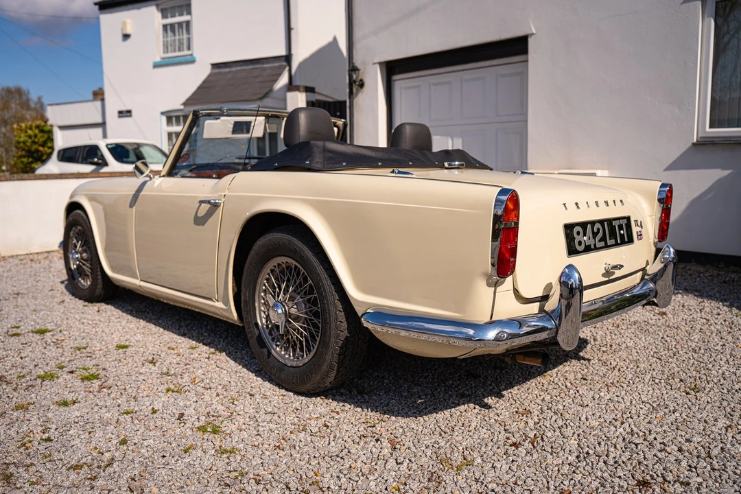 1962 Triumph TR4 - Image 10 of 30