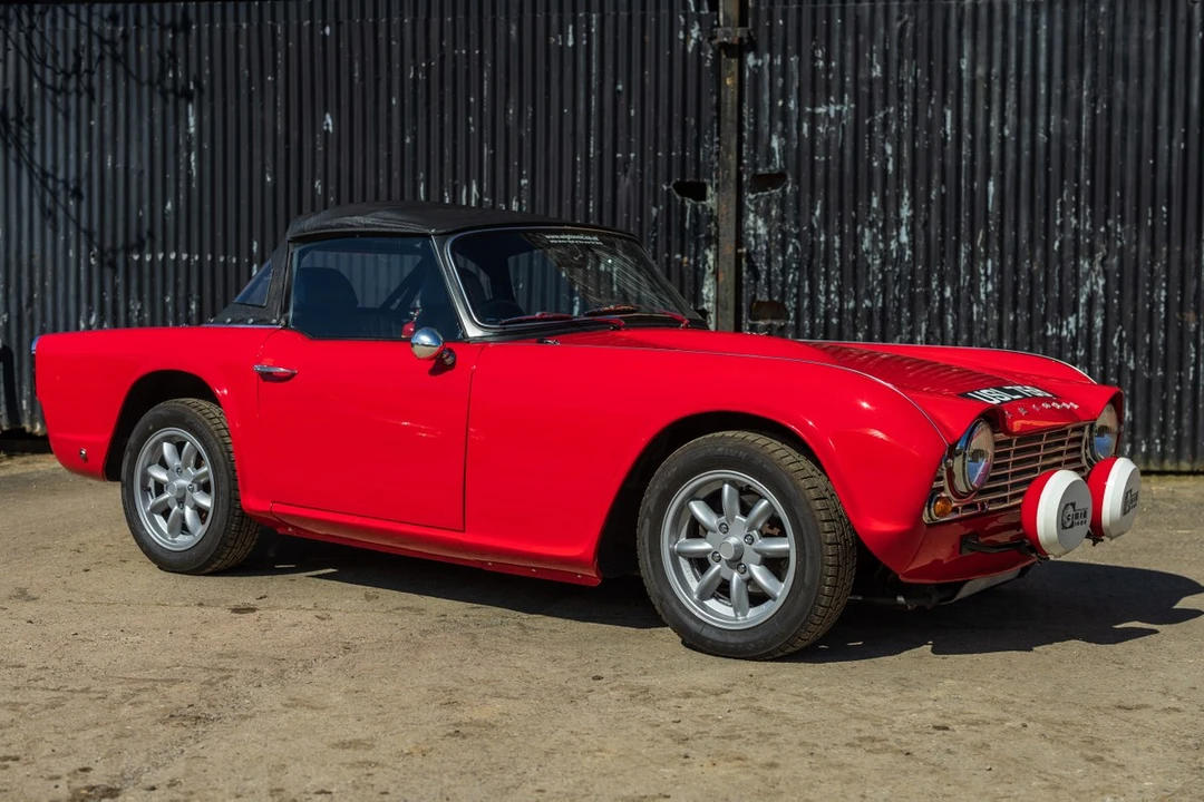 2023 Triumph TR4 - Image 3 of 30