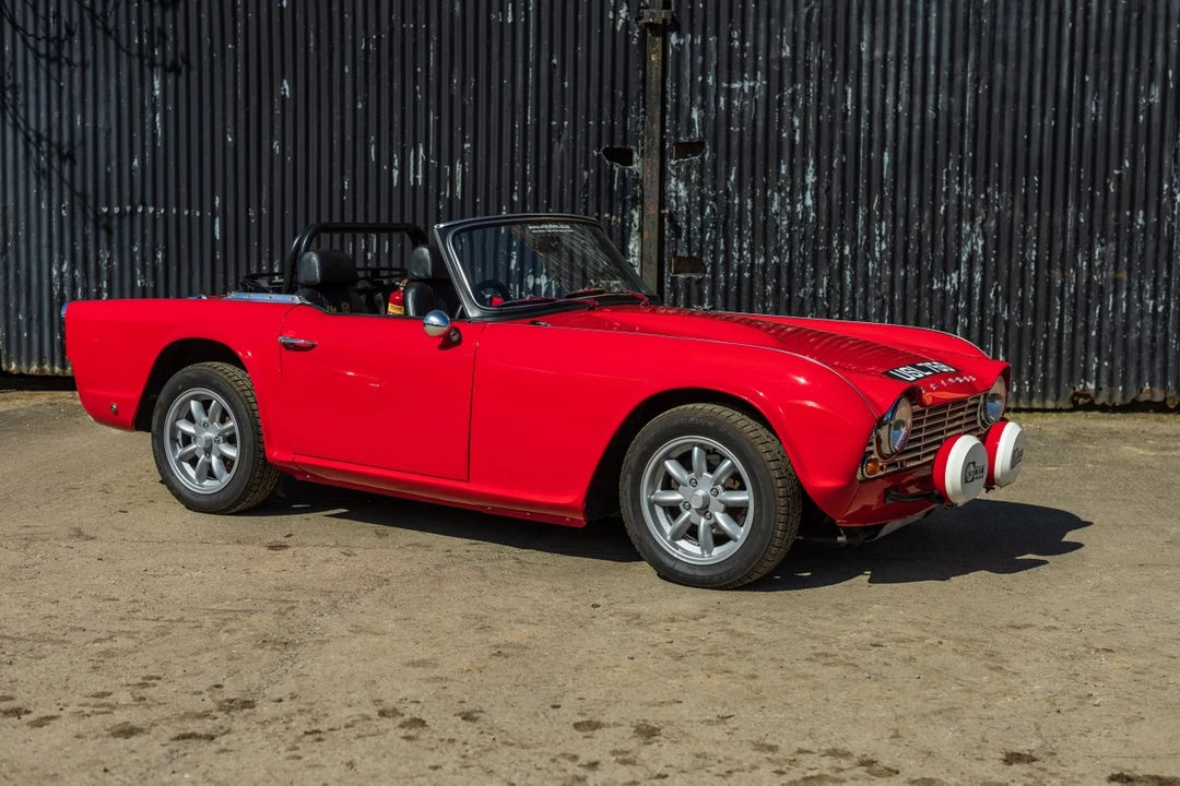 2023 Triumph TR4 - Image 11 of 30