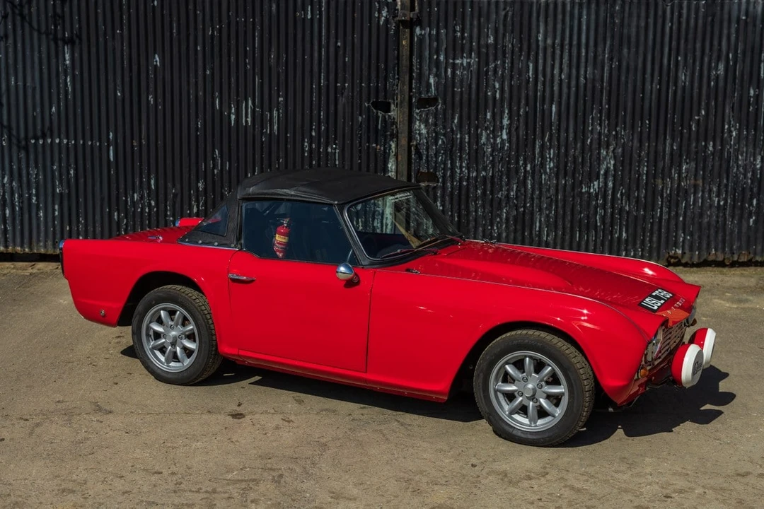 2023 Triumph TR4 - Image 19 of 30