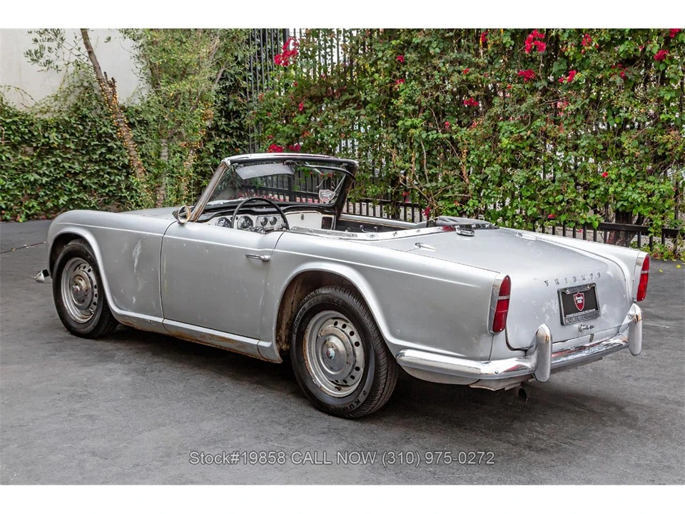 1962 Triumph TR4 - Image 7 of 31