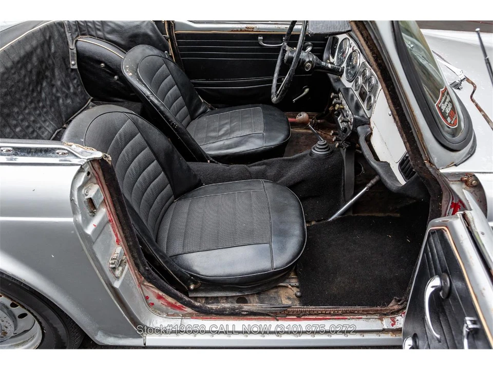 1962 Triumph TR4 - Image 20 of 31