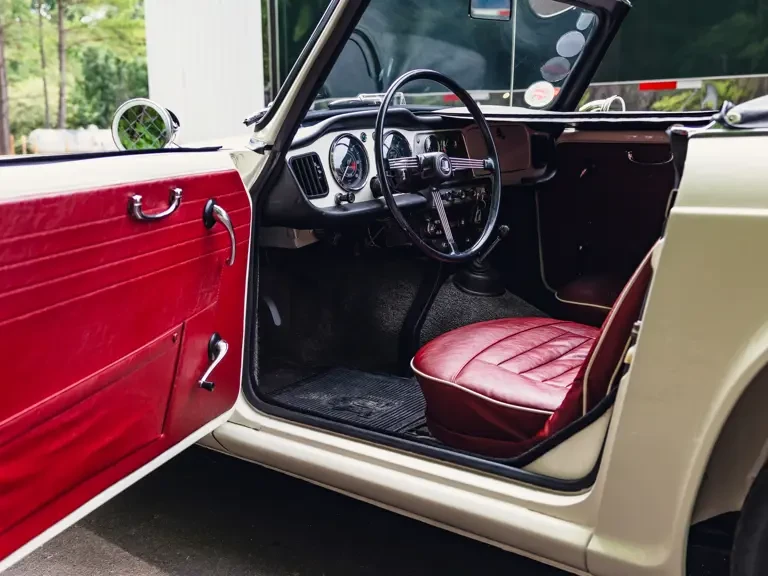 1962 Triumph TR4 - Image 14 of 31