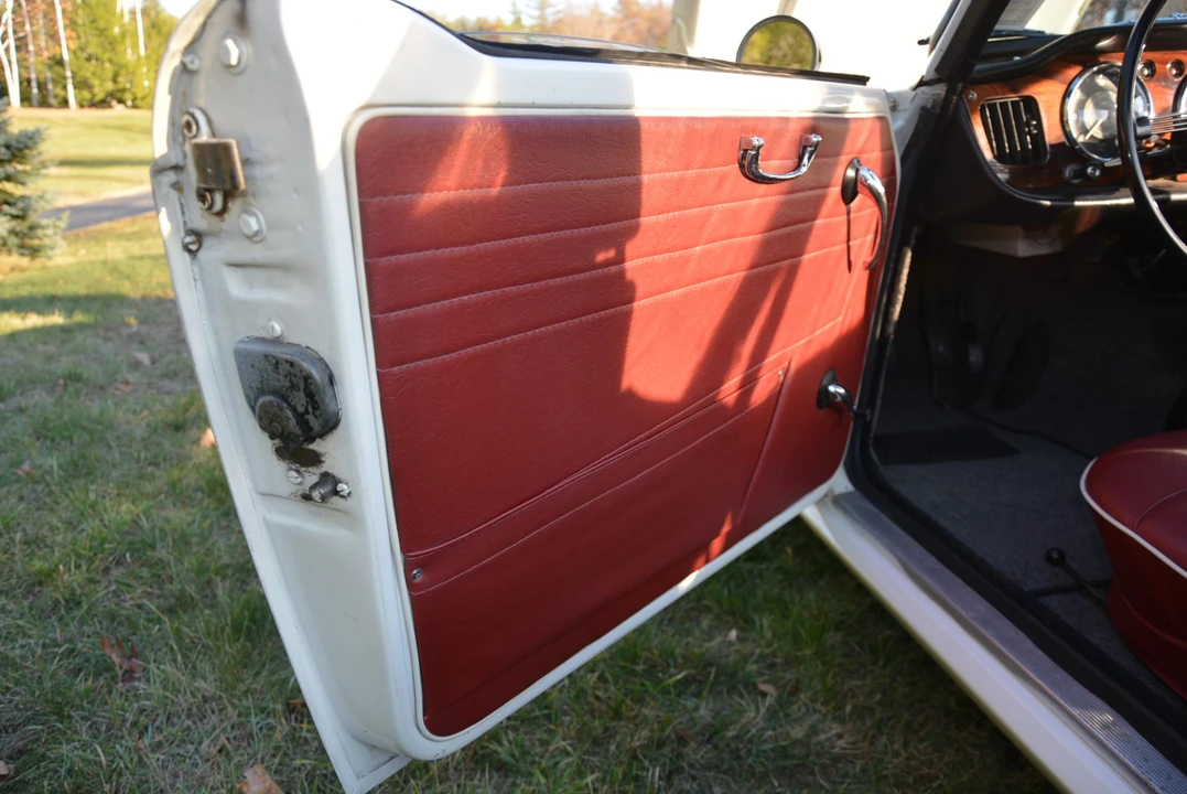 1962 Triumph TR4 - Image 27 of 31