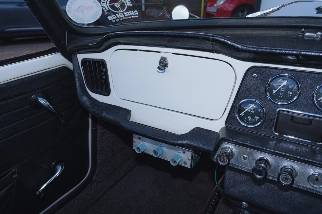 1962 Triumph TR4 - Image 24 of 30