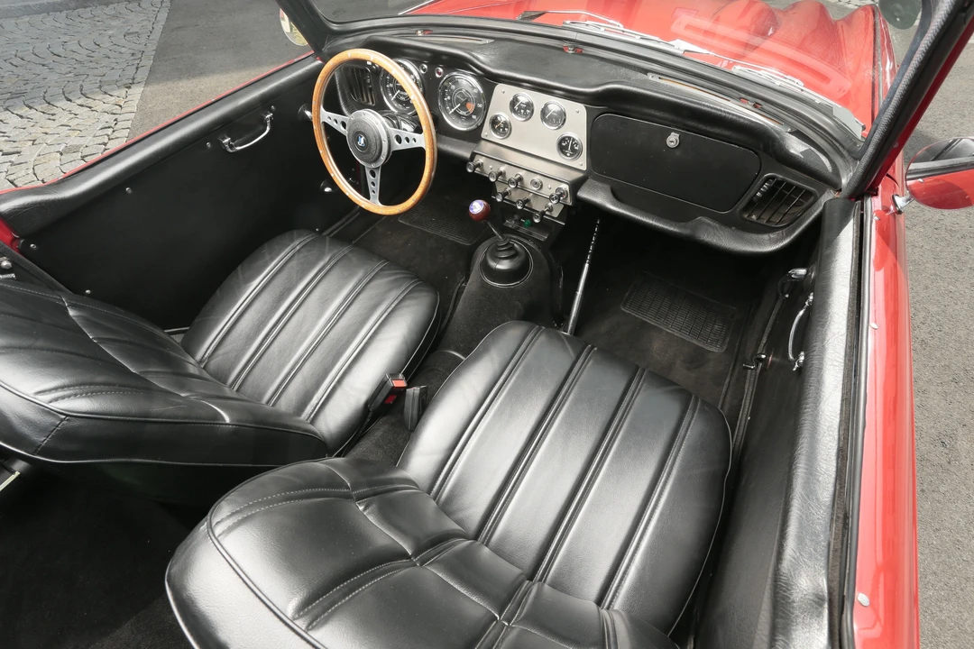 1962 Triumph TR4 - Image 4 of 7